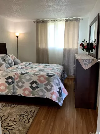 Photo #5: 202605149 Listing 