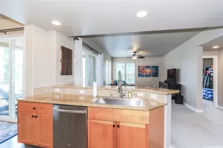 Photo #3: 202605161 Listing 