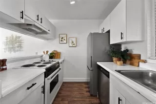 Photo #6: 202605185 Listing 