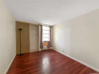 Photo #5: 202605197 Listing 