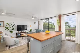 Photo #3: 202605203 Listing 