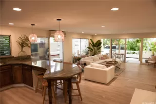 Photo #6: 202605208 Listing 