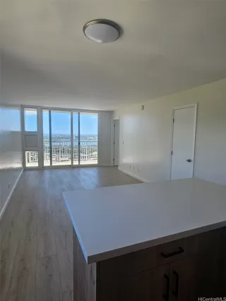 Photo #2: 202605239 Listing 