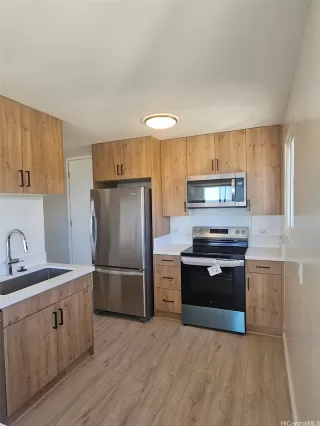 Photo #3: 202605239 Listing 