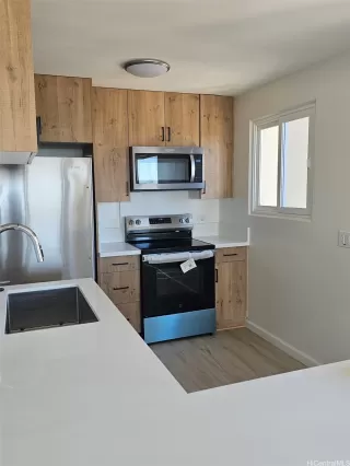 Photo #5: 202605239 Listing 