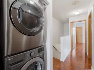 Photo #6: 202605265 Listing 