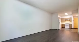 Photo #3: 202605267 Listing 