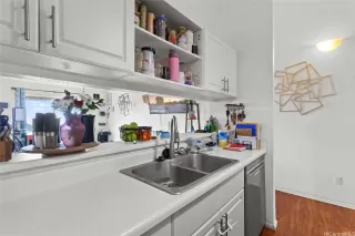 Photo #4: 202605276 Listing 