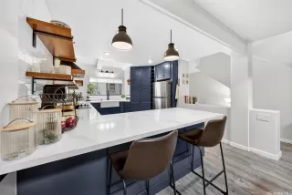 Photo #3: 202605277 Listing 