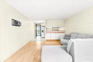 Photo #5: 202605278 Listing 