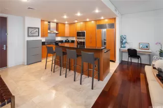 Photo #5: 202605294 Listing 