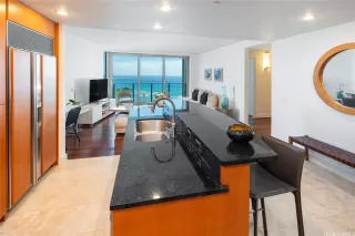 Photo #6: 202605294 Listing 