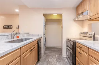 Photo #5: 202605311 Listing 