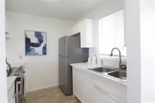 Photo #6: 202605315 Listing 