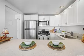 Photo #3: 202605328 Listing 