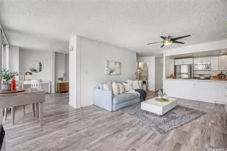 Photo #5: 202605328 Listing 