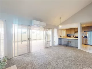 Photo #4: 202605339 Listing 