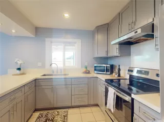 Photo #6: 202605339 Listing 