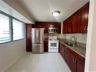 Photo #2: 202605350 Listing 