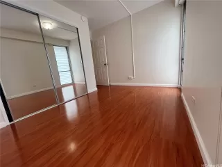 Photo #4: 202605350 Listing 