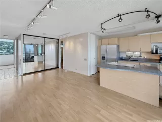 Photo #3: 202605351 Listing 