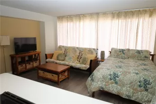 Photo #4: 202605358 Listing 