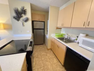 Photo #6: 202605358 Listing 