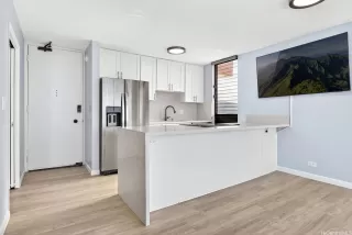 Photo #5: 202605361 Listing 