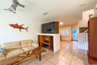 Browse active condo listings in SPINNAKER