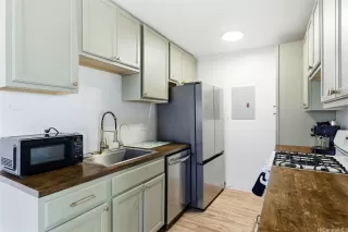 Photo #2: 202605405 Listing 