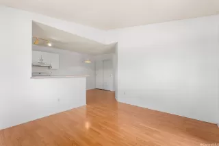 Photo #3: 202605421 Listing 