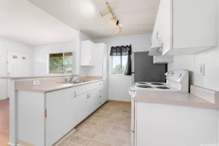 Photo #6: 202605421 Listing 