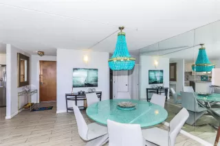 Photo #4: 202605427 Listing 