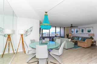 Photo #6: 202605427 Listing 