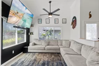 Photo #2: 202605428 Listing 