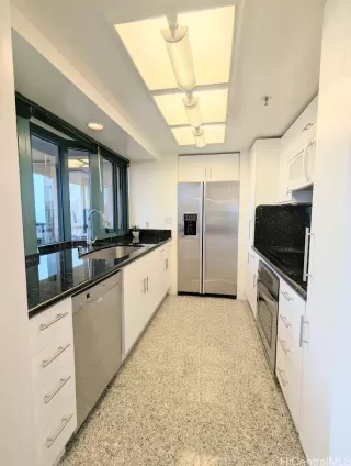 Photo #6: 202605437 Listing 