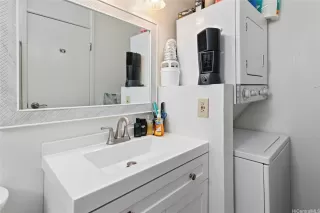 Photo #6: 202605444 Listing 