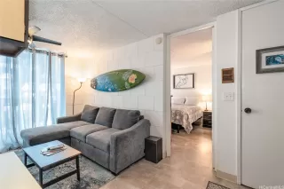 Photo #5: 202605447 Listing 