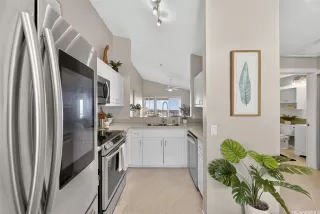 Photo #3: 202605460 Listing 