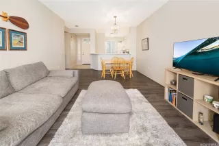 Photo #5: 202605498 Listing 