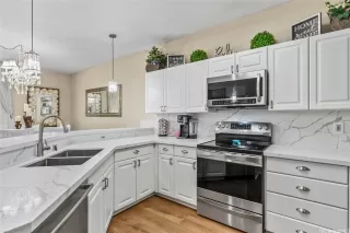 Photo #6: 202605526 Listing 