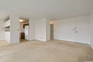 Photo #5: 202605530 Listing 