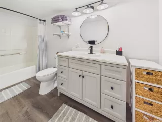 Photo #3: 202605536 Listing 