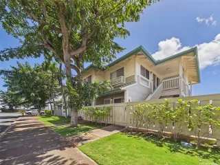 Photo #5: 202605536 Listing 