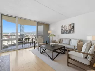 Photo #5: 202605543 Listing 