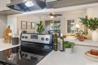 Photo #6: 202605546 Listing 