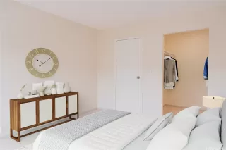 Photo #5: 202605556 Listing 