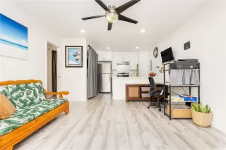 Photo #2: 202605561 Listing 