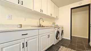 Photo #6: 202605563 Listing 