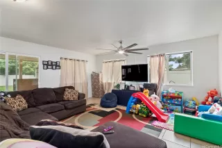 Photo #2: 202605565 Listing 